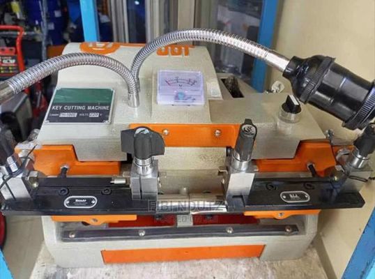 高セキュリティ 100E 鍵複製機 51*40*32cm 多機能水平鍵機