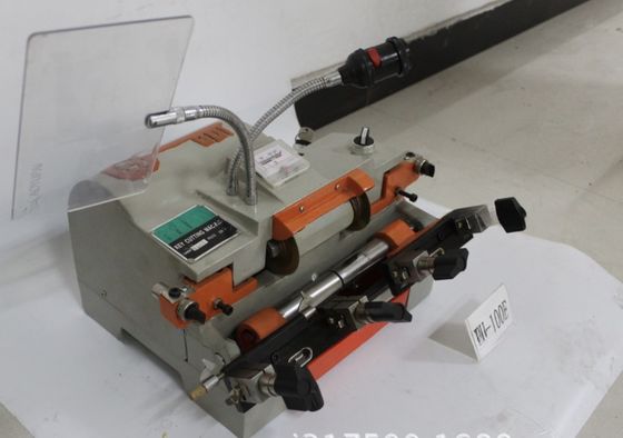 高セキュリティ 100E 鍵複製機 51*40*32cm 多機能水平鍵機